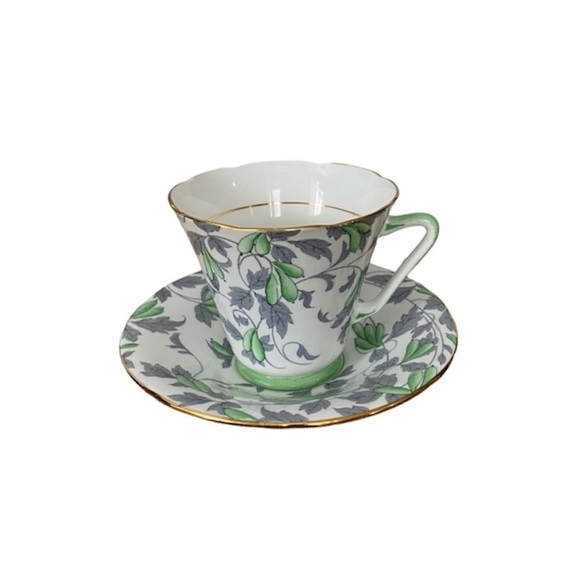 A.B.J Grafton China, Made in England, “Ashley” Tea Cup & Saucer - Picture 1 of 6